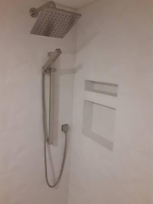 River Delight,Studio109, Beach & Pool Steps Away + Wifi Ruskin Exterior foto